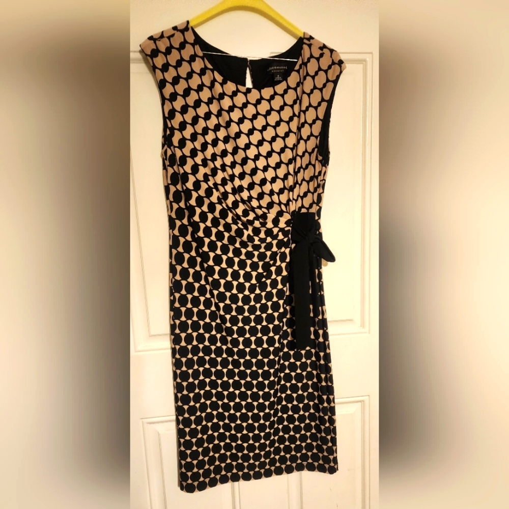 Connected Apparael , Size 10 , Black and Tan Circular Design Dress